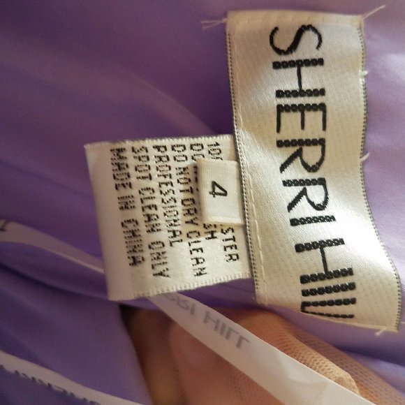 SHERRI HILL PURPLE FLORAL  PROM/HOMECOMING DRESS - Picture 15 of 15